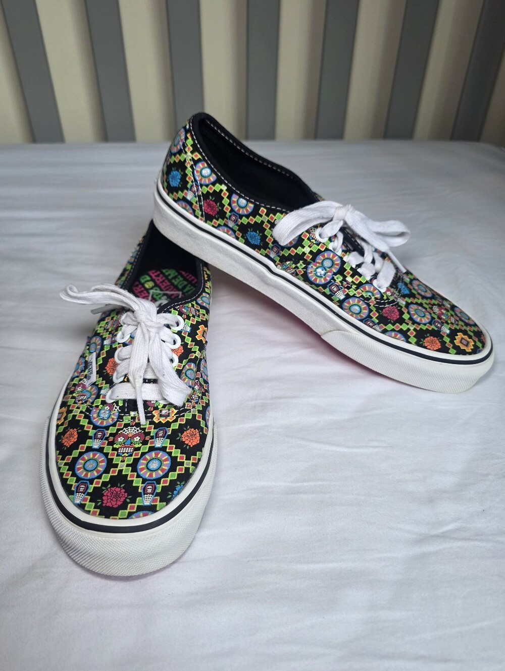 Vans Dia De Los Muertos Low Top Canvas Sneakers Unisex Men Size 6.5 Women Size 8
